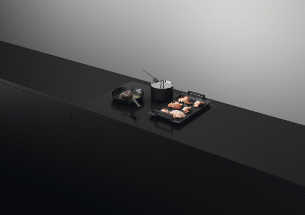 F&P 76cm SERIES 9 INDUCTION HOB - Image 3