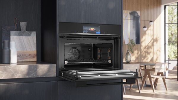 SIEMENS iQ700 BUILT-IN COMPACT MF OVEN WITH M/W - Black - Image 4